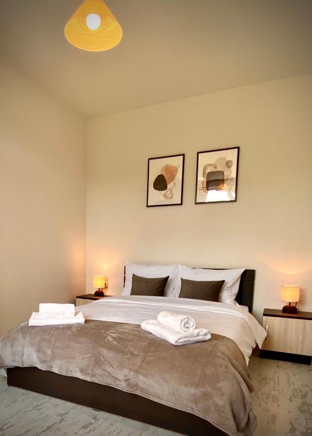 Cozy & Modern 1Br Apart For 4 Guests Next To Medical University & Free Parking Stara Zagora Eksteriør bilde