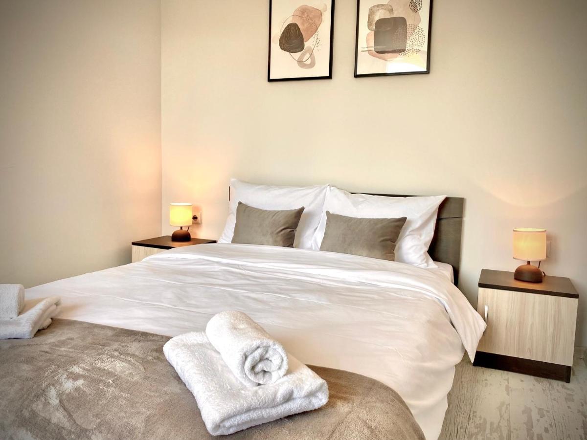 Cozy & Modern 1Br Apart For 4 Guests Next To Medical University & Free Parking Stara Zagora Eksteriør bilde