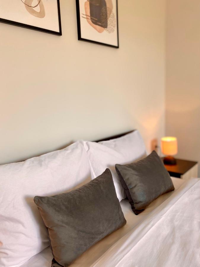 Cozy & Modern 1Br Apart For 4 Guests Next To Medical University & Free Parking Stara Zagora Eksteriør bilde